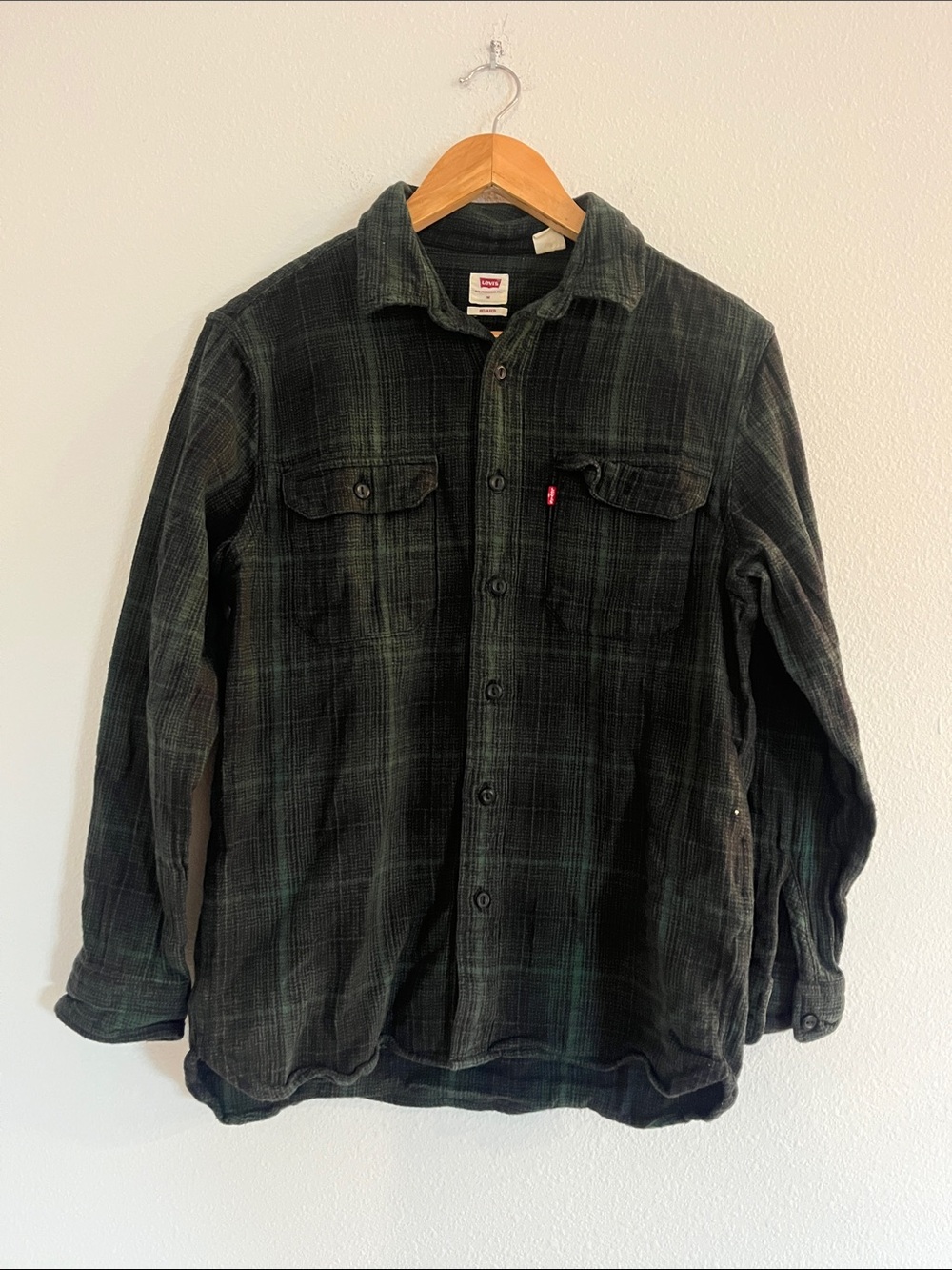 Levi's Green & Black Plaid Relaxed Fit Long Sleeve Button-Up Shirt